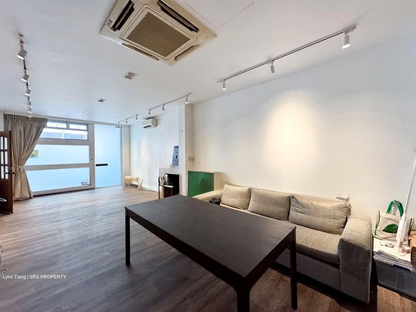 Eng Hoon Street (D3), Shop House #593640581
